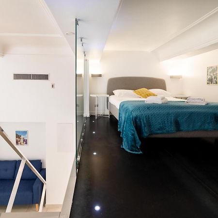 Maison Bianchi - Duplex Old Town Nice Bagian luar foto